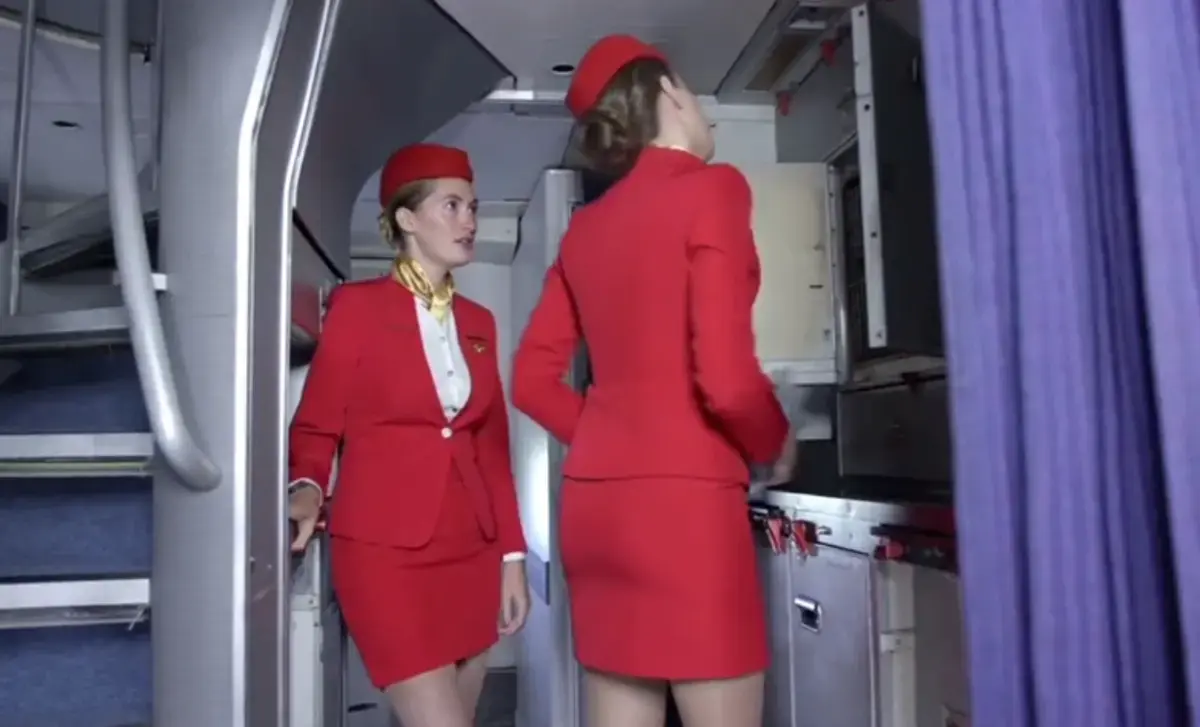 电影《法国空姐(多塞尔航空)》2019高清完整版在线观看-法国空姐免费资源下载-高清无广告播放